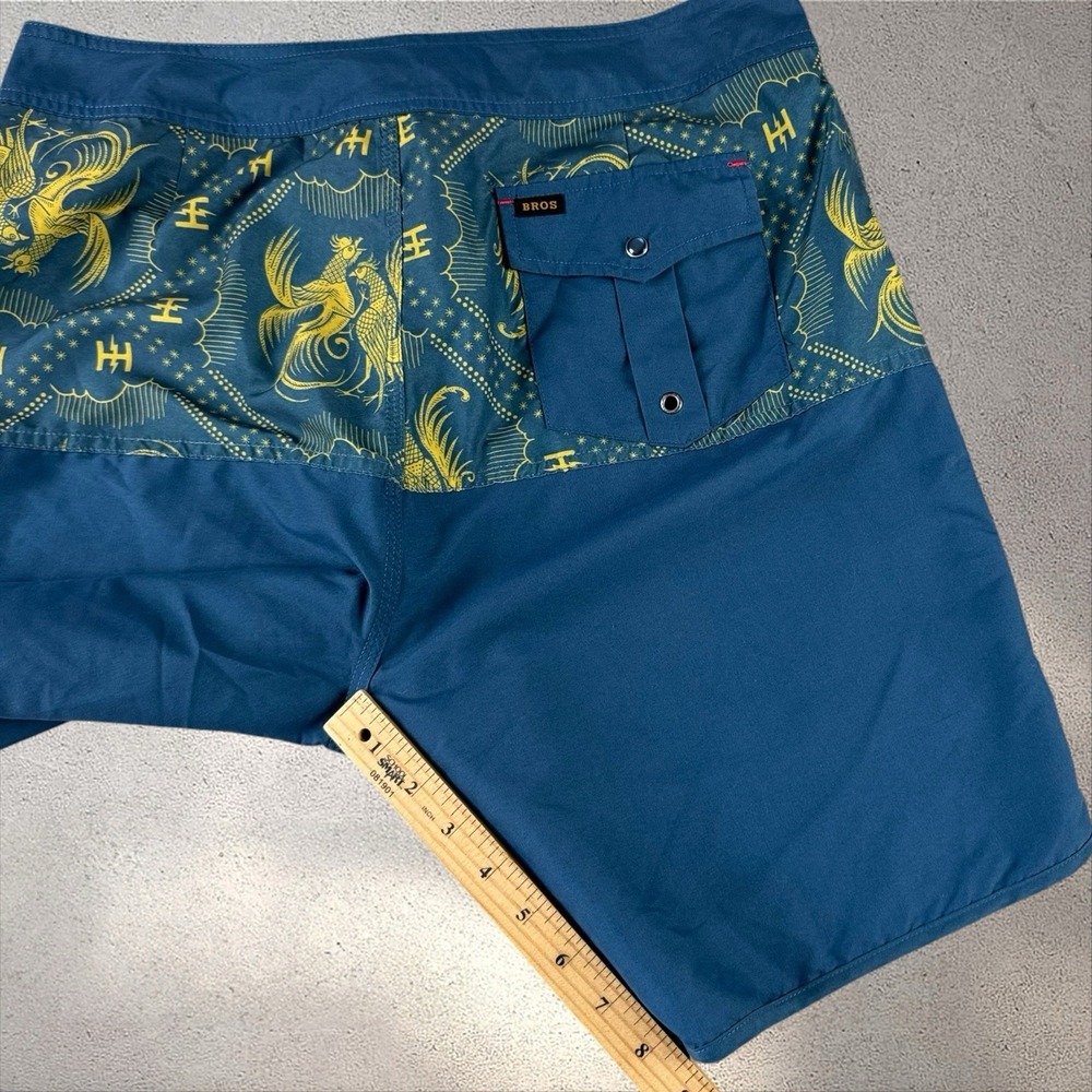HOWLER BROTHERS Los Vaqueros Board Shorts Mens 34 Blue Paisley Western 8" - Picture 5 of 5